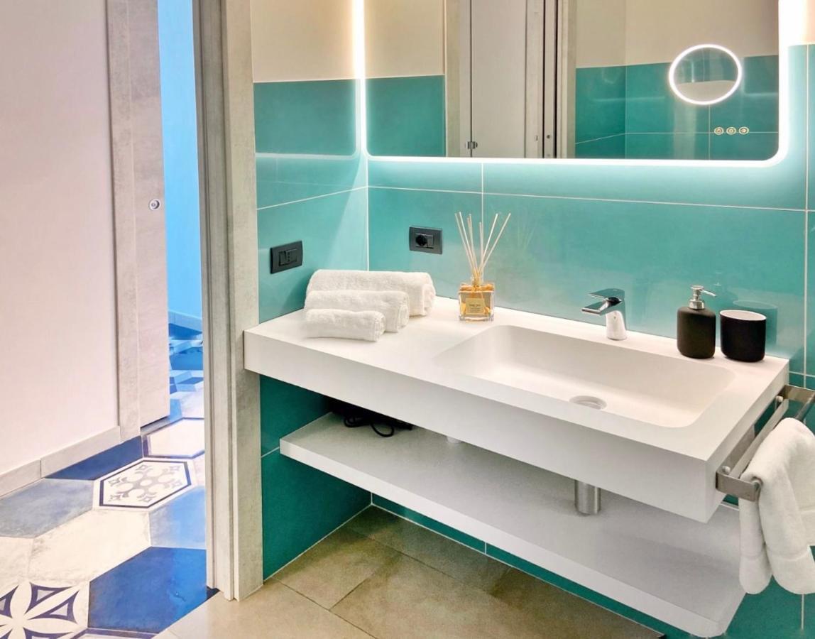Suite Apartments Branco - Infinity Pool & Sea View - 5 Minuti Dal Centro Taormina Bagian luar foto