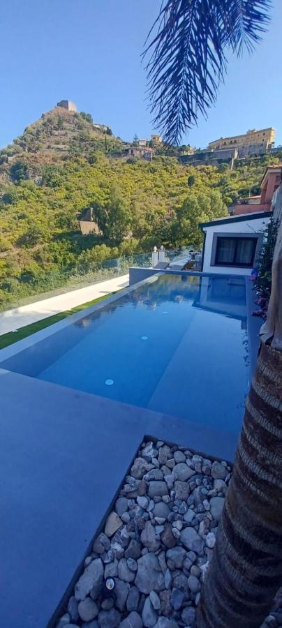 Suite Apartments Branco - Infinity Pool & Sea View - 5 Minuti Dal Centro Taormina Bagian luar foto